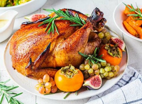 Veľká kuracia alebo rezňová misa pre 6 až 8 osôb s dezertom v hoteli Divoká Voda v Čunove