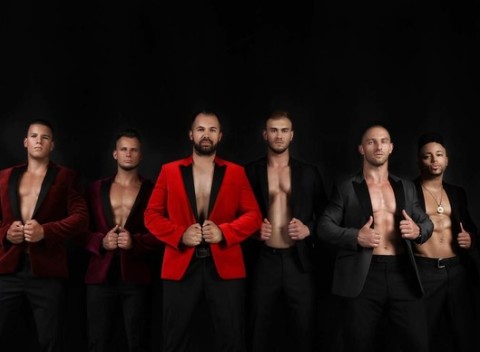 Horúci striptíz – Dirtyy Boyzz sú späť! Najhorúcejšia vstupenka na novú show od Dirtyy Boyzz.