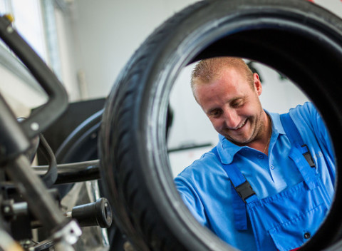 Kompletné prezutie vozidla a jeho umytie s možnosťou ochutnať brunch špeciality.