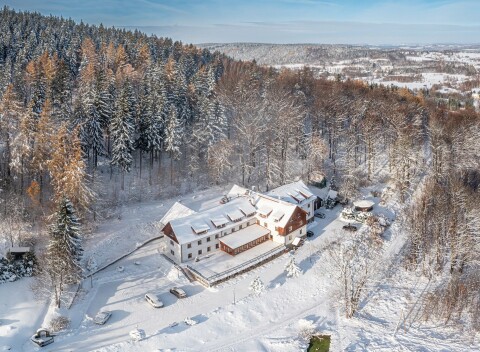 Poľské Jizerské hory v Hoteli Le Mont Medical & SPA s polpenziou a neobmedzeným vstupom do bazéna a sauny