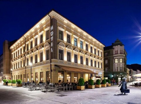 Celje: Luxusný pobyt priamo v historickom centre v Hoteli Evropa **** s raňajkami či polpenziou + dieťa zdarma