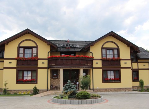Pobyt v Boutique Hotel Villa Zauber v moderných izbách s výhľadom na Vysoké Tatry.