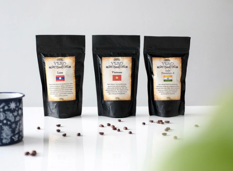 Degustačné balíky kvalitnej zrnkovej kávy z Afriky, Ázie a ďalších kútov sveta.