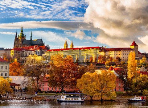 Rozprávkový a luxusný pobyt v centre Prahy v 4* hoteli Taurus pre 2 osoby s raňajkami.