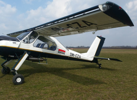 Vyskúšajte si, aké je to plávať v oblakoch! Pilotom na skúšku na lietadle Fox.