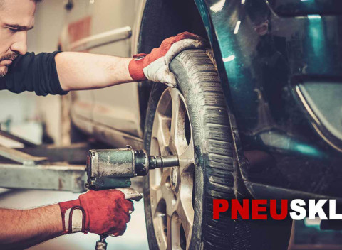 Zimné prezutie a kompletné vyváženie pneumatík pri Poluse aj s uskladnením.