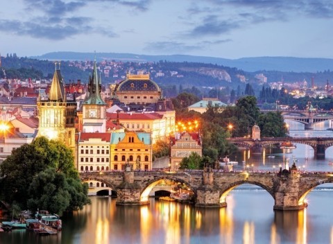 Čarovná Praha len 10 minút od centra mesta v Hoteli JUNO *** s raňajkami.