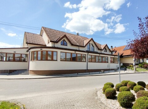 Liptov: Pobyt pri Bešeňovej v Apartmánoch Adam s polpenziou a vstupom do wellness (2 sauny a vyhrievaný bazén)