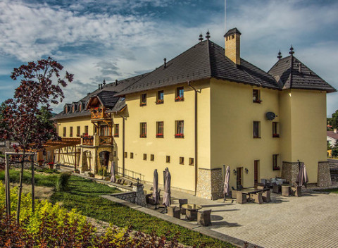 Dovolenka so súkromným wellness v srdci Hontu v novootvorenom penzióne Chateau Hunting***.