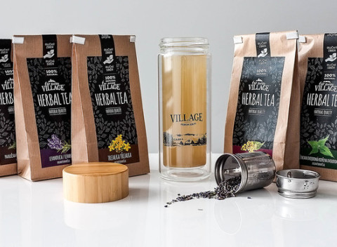 Liečivé bio čaje z ručne zbieraných byliniek zo Strážovských vrchov a termofľaša k tomu.