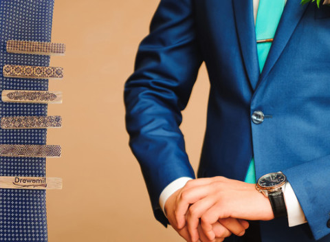 Ručne vyrobená drevená spona na kravatu šikovnými slovenskými ručičkami.