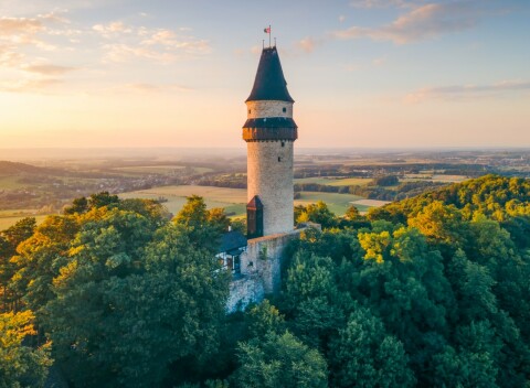 Pobyt v centre Štramberka: Penzion v Podhradí s raňajkami, zapožičaním elektrobicyklov a vlastnou vinárňou