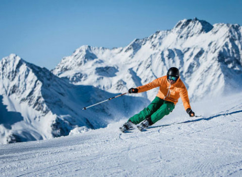 Nádherná lyžovačka v alpách južného Tirolska s wellnessom v 4* hoteli.