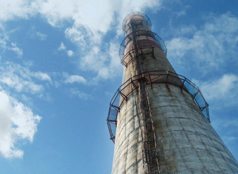 Adrenalínová súťaž – zdolaj 110 m komín a vyhraj rafting výlet v Rakúsku.