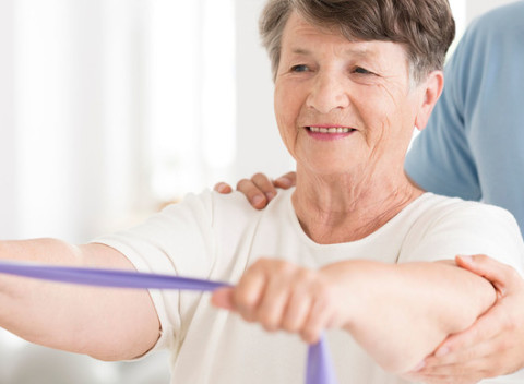 Darčekové poukážky do rehabilitačného centra Fitclinic. Darujte vašim blízkym kúsok zdravia.