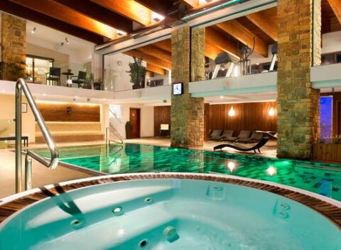 Dokonalý relax vo wellness centre hotela Rozsutec*** s bazénom, 4 saunami a výhľadom na Malú Fatru