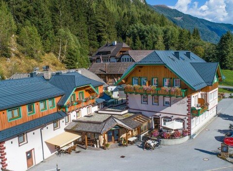 Rakúsko: Salzbursko v Hoteli Gell *** s raňajkami/polopenziou či all inclusive + neobmedzené wellness a herňa