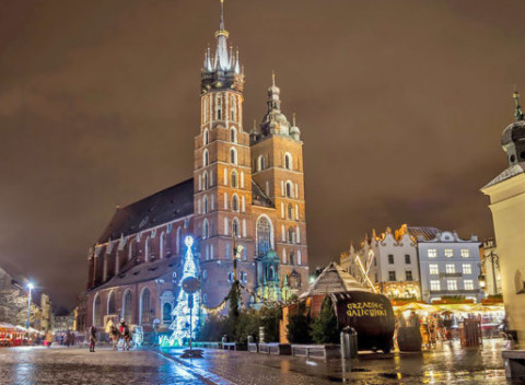 Poľský Krakov v hoteli s neobmedzeným wellness a fitness + varianty s raňajkami alebo polpenziou.