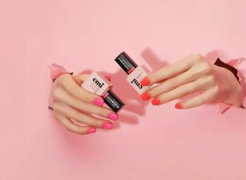 Kvalitný gél lak a prístrojová manikúra v salóne NKO