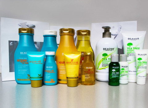 Darčeková sada vlasovej kozmetiky s obsahom arganového, marulového a tea tree oleja.