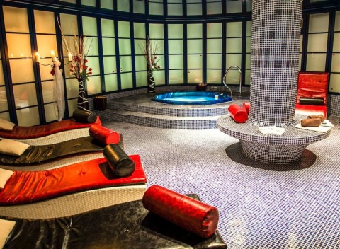 Hotel Morris Česká Lípa **** s plnou penziou a wellness + relaxačné procedúry.