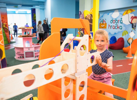 Raj pre deti v obrovskej novootvorenej Galérii Dobrá Hračka plnej originálnych a poučných hier.