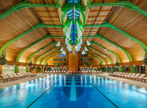 Hévíz: 4* NaturMed Hotel Carbona s polpenziou/plnou penziou a neobmedzeným termálnym wellness + masáž a drink