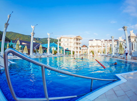 Kúpele Rajecké Teplice v pokojnom penzióne s balíčkom skvelých zliav + raňajky alebo polpenzia.