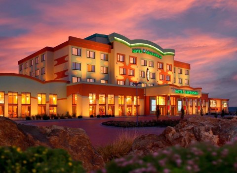 Znojmo v Hoteli Savannah **** s neobmedzeným wellness, polpenziou a zľavami.