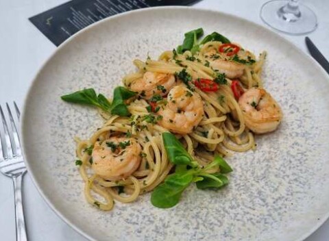 Obľúbené 4-chodové menu s aperitívom v štýlovej reštaurácii Au Cafe