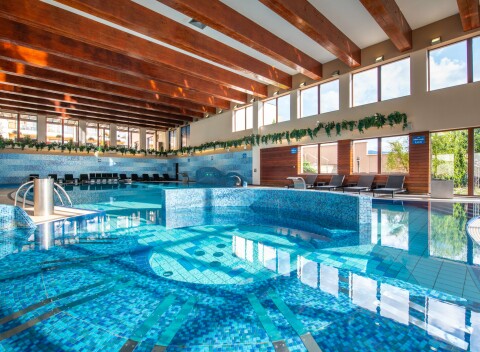 Rajecké Teplice len 650 m od kúpeľov: Wellness Hotel Diplomat **** s polpenziou, bazénom, vírivkou a saunami
