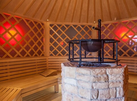 Relax v Celldömölku: Vulkán Wellness Hotel & Camping s polpenziou + termály neobmedzene (8 bazénov a 4 sauny)