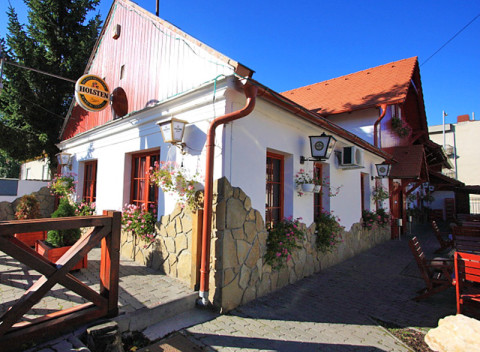 Termálne kúpele Celldömölk neďaleko Sárváru v penzióne s celodenným vstupom do kúpeľov.