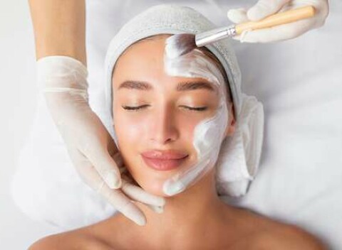 Kozmetické ošetrenia v salóne Perfect Body - Doprajte si profesionálnu starostlivosť o pleť a relax