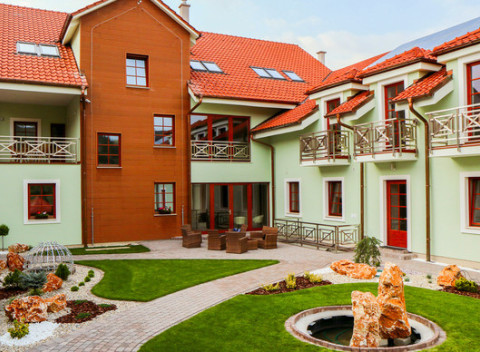 Dovolenka v centre jedného z najmenších miest Slovenska v penzióne Tri Koruny s polpenziou.