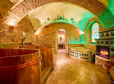 Plzeň: Spa Beerland – U Zlatého Beránka s raňajkami a pivným kúpeľom s konzumáciou piva + prehliadka pivovaru