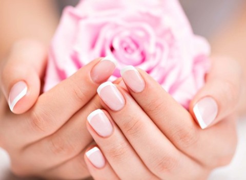Nezabúdajte na vaše nechty! Manikúra alebo pedikúra v nechtovom štúdiu NB One&Only.