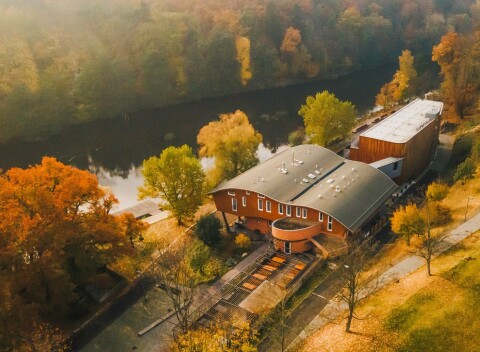 Historická Kadaň blízko hradu i kláštora: Hotel Split **** priamo na brehu rieky Ohře s polpenziou a wellness