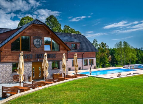 Česká Sibír: Ranch Jestřebice s raňajkami či polpenziou, bazénom, wellness centrom a ochutnávkou špecialít