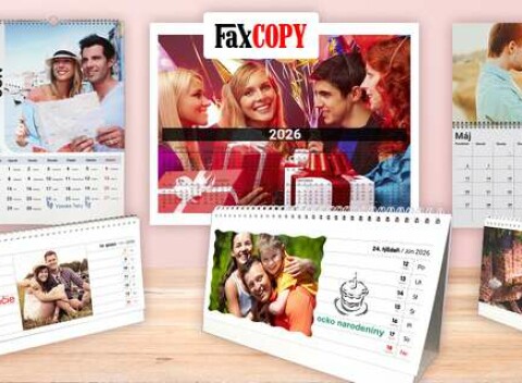 Stolové a nástenné kalendáre 2026 s vlastnými fotografiami v prvotriednej kvalite - osobný odber ZADARMO až v 41 predajniach FaxCOPY