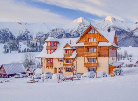 Belianske Tatry 100 m od zjazdovky v ocenenom Wellness Penzióne Strachan *** s wellness, polpenziou + aktivity