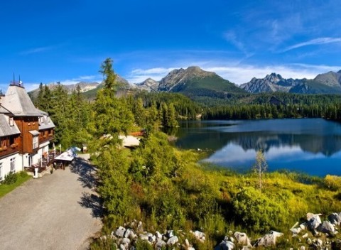 Pobyt priamo na brehu Štrbského Plesa v hoteli Solisko**** s neobmedzeným wellness.