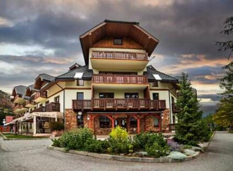 Mezonetový Deluxe apartmán v Apartmánovom Dome Kamzík na Donovaloch