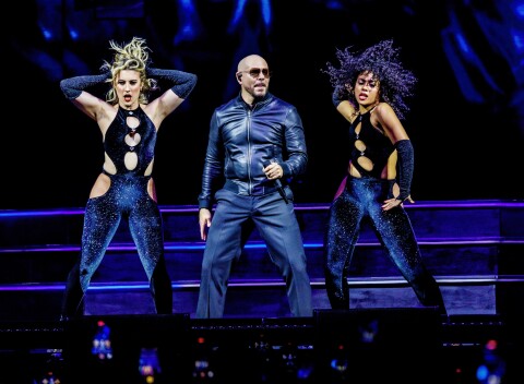 Pitbull naživo v Düsseldorfe: Vstupenky na jedinečnú Im Back Tour 2026 a ubytovanie v prémiovom hoteli
