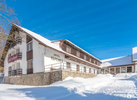 Krkonoše priamo pod zjazdovkou: Penzión Vápenka *** s polpenziou, saunou a vírivkou + herňa pre deti a biliard