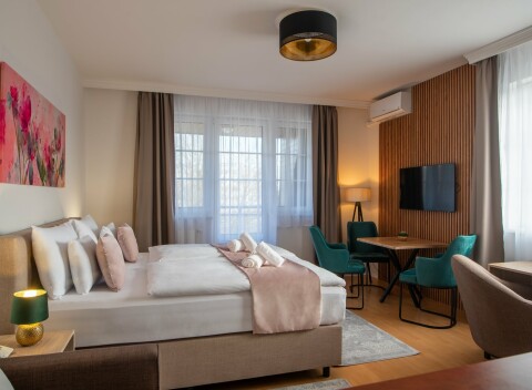 Kúpele Sárvár v Holdvirág Hoteli *** s polpenziou, vstupom do termálov a fitness + aktivity pre deti