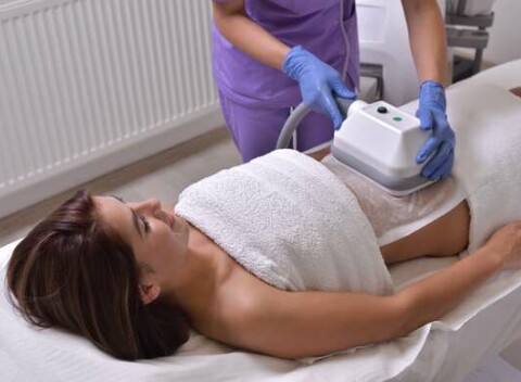 Tuk nemá šancu - moderné chudnutie chladom v salóne Garra Rufa