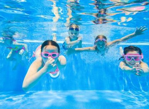 Kurzy plávania pre deti od 6 rokov v plaveckej škole Plávanie NEMO