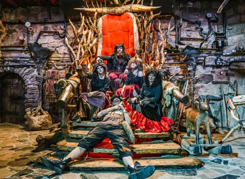 Česko: Peklo Čertovina v Hoteli Kocourkov s polpenziou a wellness s 5 saunami + zľava do Rozprávkovej dedinky