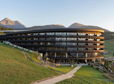 Dokonalý pobyt pre celú rodinu: Južné Tirolsko v 5* Hoteli Familiamus s all inclusive, wellness a programom